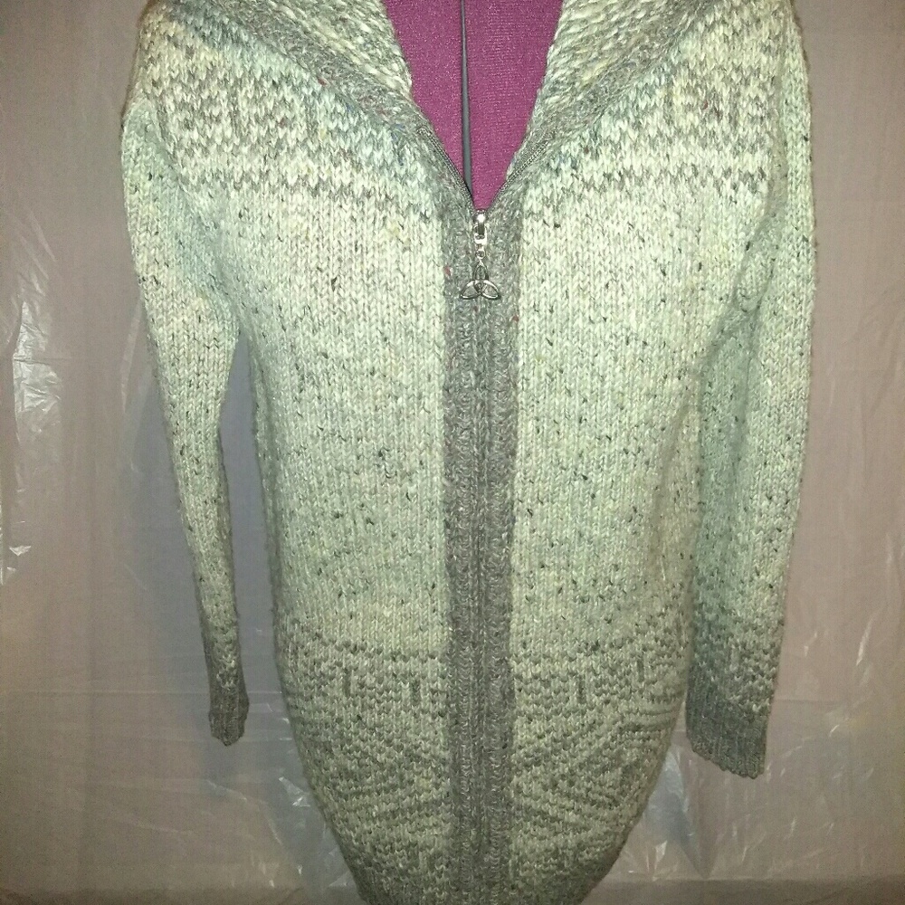 Inis Crafts Sweater